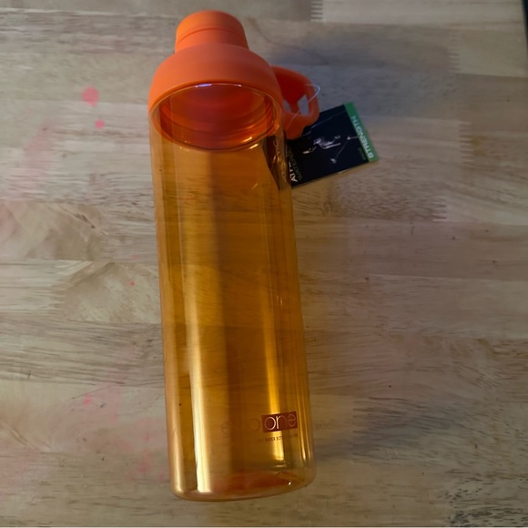 COPY - New Athletic Water Bottle With Tag - Picture 4 of 4